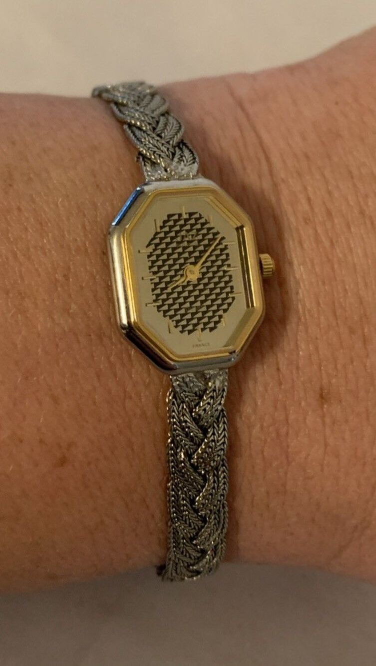 JAZ Paris Women’s Quartz Watch Mesh Bracelet Black Dial Gold Bezel New Battery